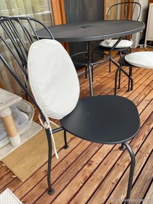 Balkon-Tisch mit 4 Stühlen  Bild 3