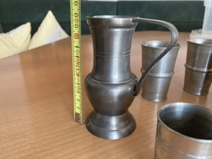 Zinnbecher, Zinnstamperl und kleiner Zinnkrug Bild 3