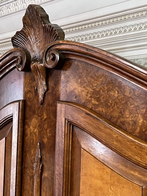 Barock Schrank Landhaus Bauernschrank Nussbaum Kasten Bild 7