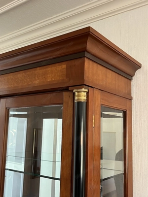 Biedermeier Vitrine SELVA Kirschbaum Stilmöbel sehr guter Zustand Bild 5