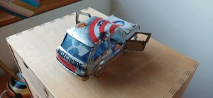 Blechspielzeug Auto aus Afrika Bild 2