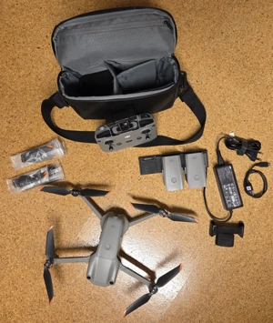 DJI Air 2S Drohne   kaum genutzt, mit umfangreichem Zubehör Bild 2