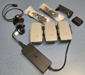 DJI Air 2S Drohne   kaum genutzt, mit umfangreichem Zubehör Bild 3