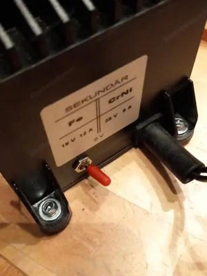 Einlöt-Trafo mit Umschalter Imgut Bild 2