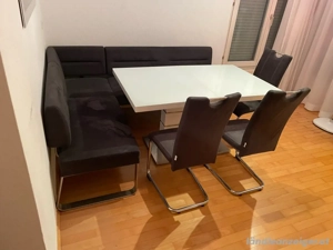 Eckbank inkl. passenden Stühlen