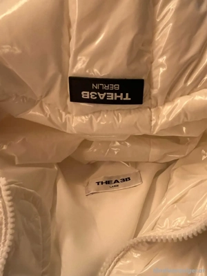 THEA3B Jacke zu Verkaufen Größe L Bild 4