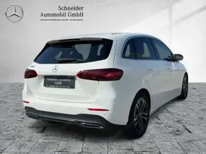 Mercedes-Benz B 180 Bild 6