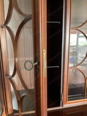 Biedermeier Sekretär mit Vitrine aus Mahagoni englische Stilmöbel ANNO DOM Bild 6