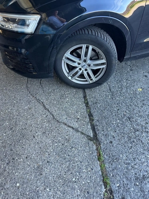 Winterreifen Audi 235 50 R18 zu verkaufen Bild 3