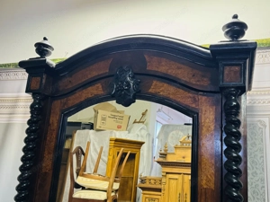 Antiker Schrank mit Spiegel Gründerzeit Danziger Barock Nussbaum Kasten  Bild 3