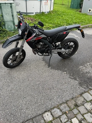 Moped Rieju MRT 50 BJ 2015 Bild 2
