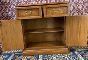 Kommode SELVA Biedermeier Anrichte Landhaus Nussbaum Bild 3