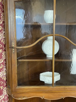 Vitrine Barockstil EckvitrineBauernschrank Bauernmöbel Stilmöbel Landhaus  Bild 2
