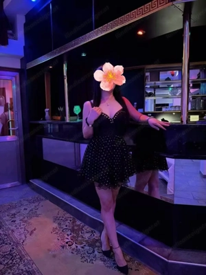 Emma - Pure Sünde und Versuchung Bild 2