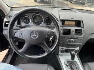 Mercedes-Benz C-Klasse Bild 12