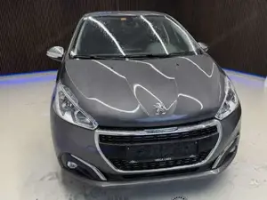 Peugeot 208 Bild 2