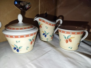 Tassen und Teller Bunt und weiß Bild 3