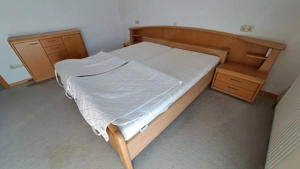 Schlafzimmer zu verschenken