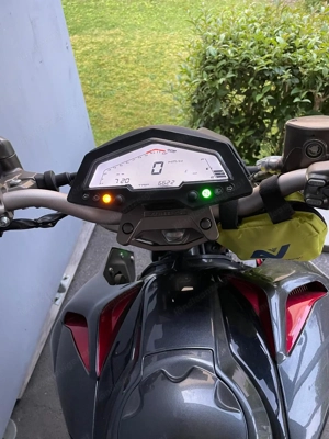 Motorrad 125 (Zontes ZT 125 U Naked Bike mit Keyless go) Bild 4