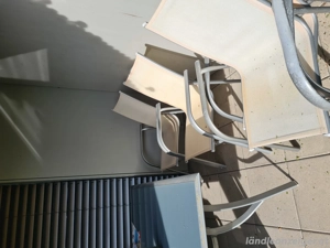 Zu verschenken . Gartentisch mit 6 Stühlen Bild 2