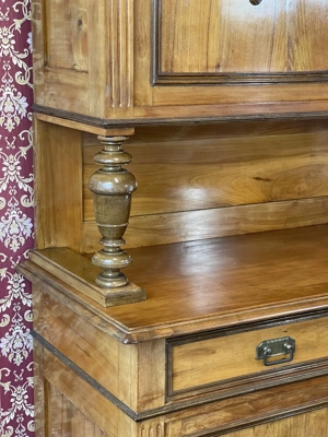 Jugendstil Buffet Anrichte Küchenbuffet Gründerzeit Bauernschrank Landhaus Nussbaum Bild 3