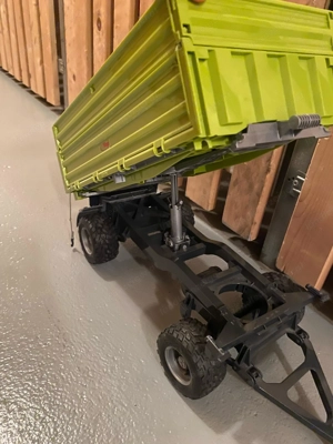 Fliegl Kipper Bruder Bild 2