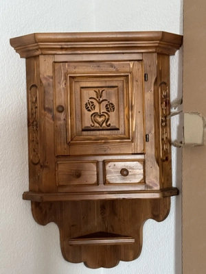 Voglauer Anno 1600 Landhaus TV Schrank Bauernschrank Dielenschrank Kleiderschrank Kasten Bild 9