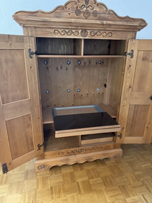 Voglauer Anno 1600 Landhaus TV Schrank Bauernschrank Dielenschrank Kleiderschrank Kasten Bild 8