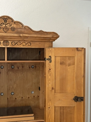 Voglauer Anno 1600 Landhaus TV Schrank Bauernschrank Dielenschrank Kleiderschrank Kasten Bild 7