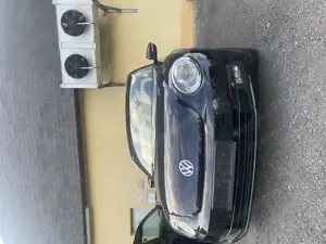 Vw Beetle Unfall Auto Benzin 2011 105ps Teile Spender Export Projekt  Bild 6