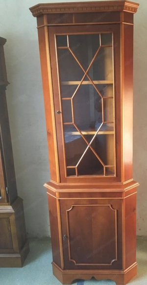 Eckvitrine Vitrine Eibe Regency Stil England Stilmöbel