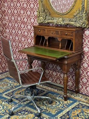 Sekretär Gründerzeit Barock STILMÖBEL aus Nussbaum Schreibtisch mit Ledereinlage grün