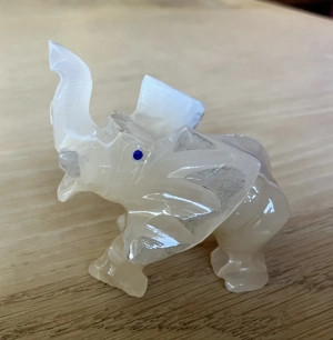 Elefantenfigur aus Onyx-Marmor  Bild 3