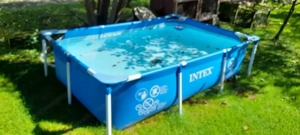 Kinderpool mit Filterpumpe zu Verschenken