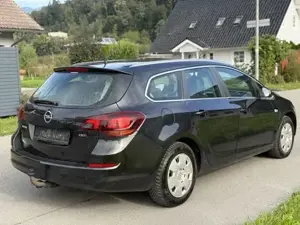 Opel Astra Kombi Diesel Bild 6