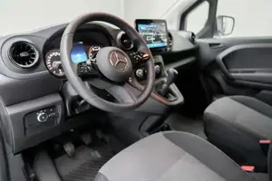 Mercedes-Benz Citan 110 CDI Kasten BASE Standard Navi KAM SpurH Bild 5