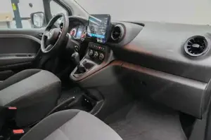 Mercedes-Benz Citan 110 CDI Kasten BASE Standard Navi KAM SpurH Bild 6