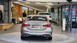 Mercedes-Benz A 180 Bild 7