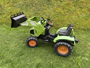 Claas Trettraktor Kinder inkl. Anhänger & Bagger Bild 2