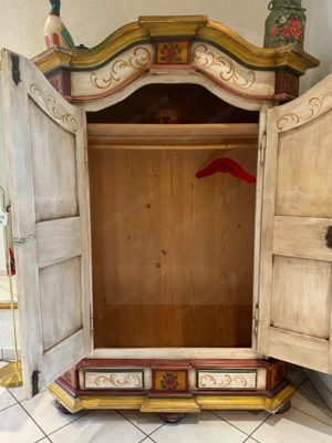 Bauernschrank Barockschrank Dielenschrank Jahreszeitenschrank Kasten  Bild 7