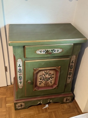 Voglauer Anno 1700 Landhaus Kommode Schrank grün Spiegel Bild 4