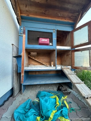 isolierter, überdachter Hasenstall