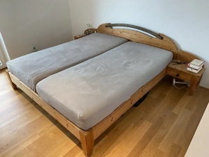Doppelbett aus Vollholz