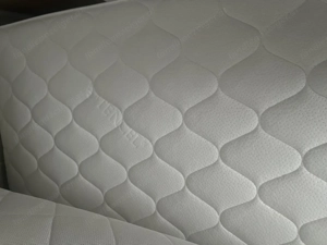 Boxspringbett mit Matratzen  Bild 3
