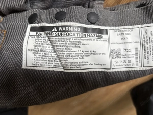 Babytrage (für vorne und hinten) Bild 2