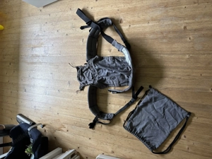 Babytrage (für vorne und hinten) Bild 4