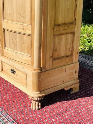 Biedermeier Schrank Barock Dielenschrank Kleiderschrank Bauernschrank Löwenfüße Kasten Bild 3