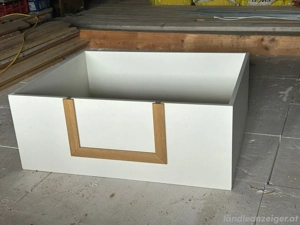 Hundebox und Hundewurfbox Bild 2
