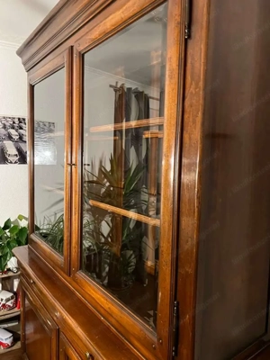 Biedermeier Vitrine Vitrinenschrank SELVA Buffet Landhaus Bauernschrank Nussbaum Gründerzeit Schrank Bild 6
