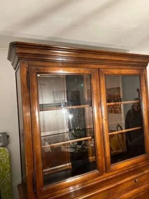 Biedermeier Vitrine Vitrinenschrank SELVA Buffet Landhaus Bauernschrank Nussbaum Gründerzeit Schrank Bild 4